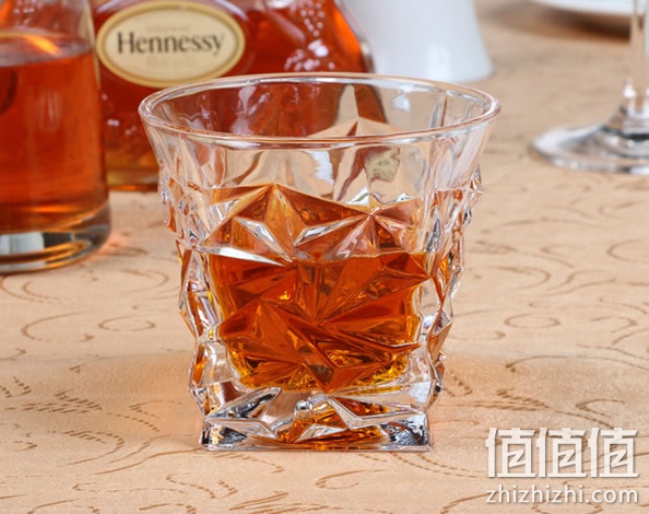 威士忌杯