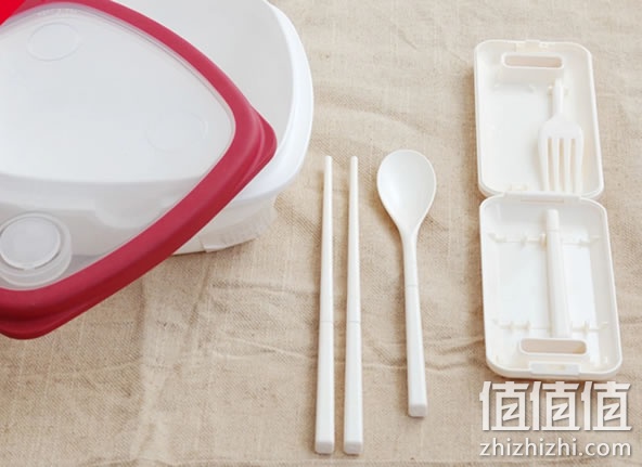 餐具