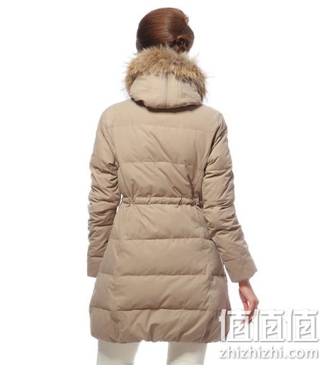 波司登女式羽绒服