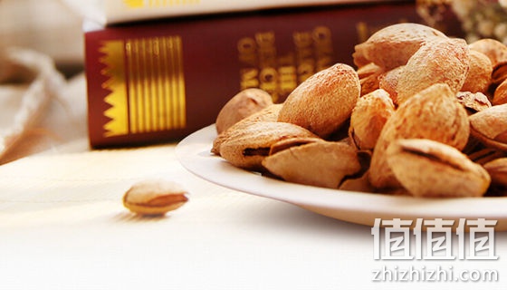 东林小香手剥巴旦木开口大榛子组合