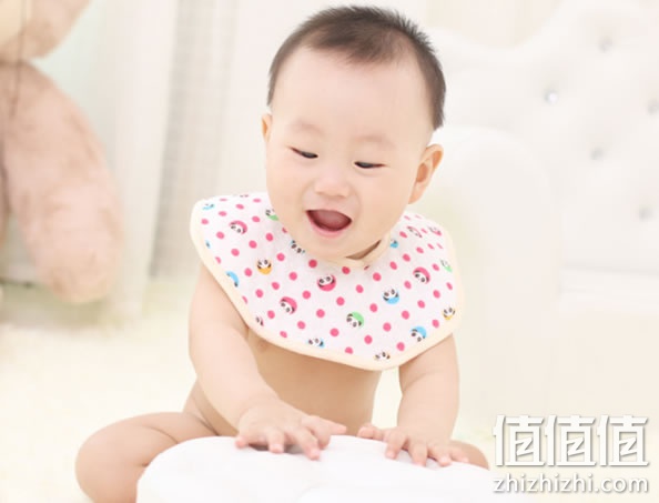 八角围嘴