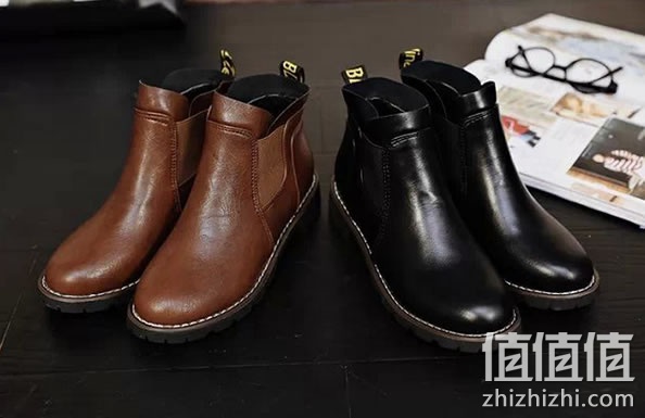 马丁靴