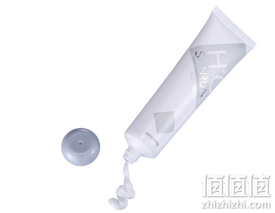 保湿补水洁面乳