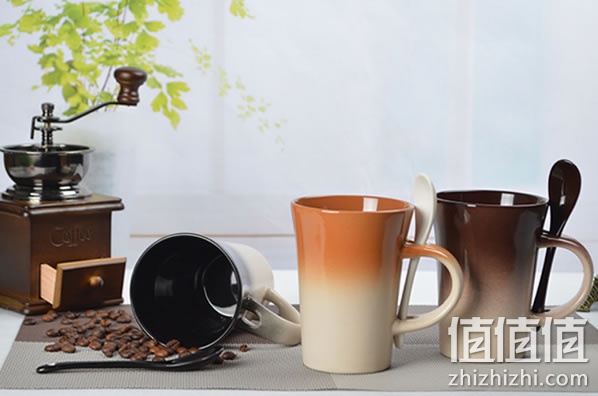 咖啡杯