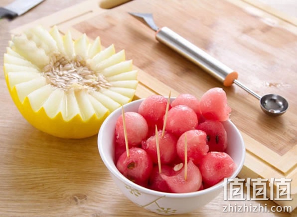 挖球器