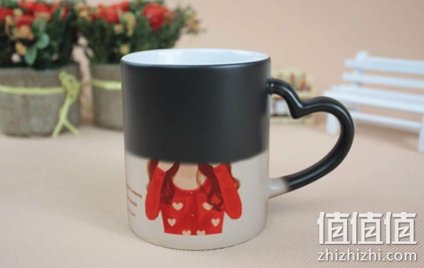 变色杯