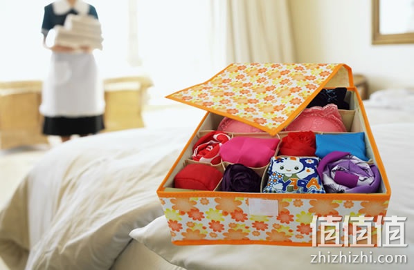 收纳箱