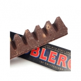 瑞士三角TOBLERONE 含蜂蜜及巴旦木糖的黑巧克力100g 苏宁