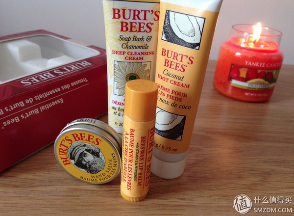 Burt's Bees 小蜜蜂 Essential Everyday Beauty Kit 基础美容护理5件套*2件129元 +20元 运费（256-127 ）