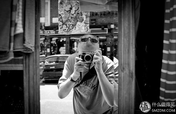 FUJIFILM 富士 X100S 旁轴数码相机 银色4999元 包邮 ，赠32G卡