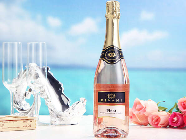 RIVANI 瑞梵妮 桃红起泡葡萄酒 750ml 38元 （128-90 ）