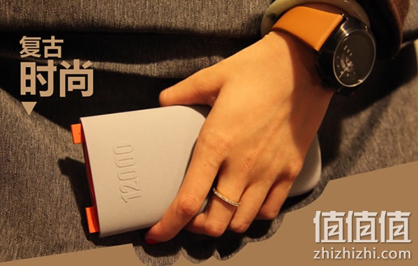 乐泡 12000毫安聚合物移动电源/充电宝
