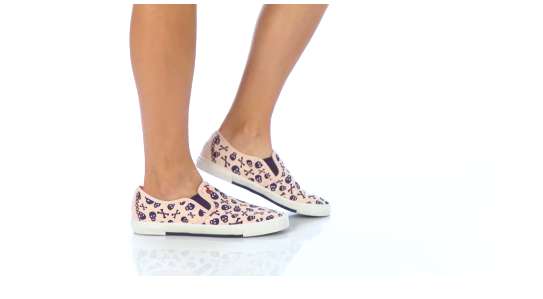 折合137.44元  UGG Slip-On Skulls 女款时尚骷髅图案一脚休闲鞋