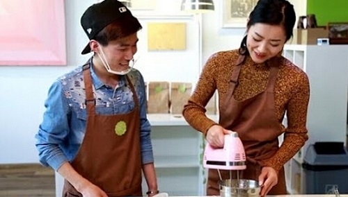KitchenAid 五速手持搅拌机樱花粉款 $44.95 （约286元 ）