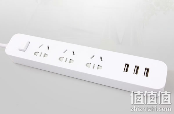 良工 3位防雷插座