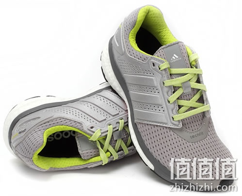 阿迪达斯 2015新款女子SUPERNOVA系列跑步鞋