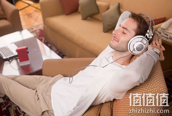 AKG K701 头戴式旗舰级耳机