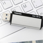 东芝 Osumi EX2 32GB USB3.0 U盘
