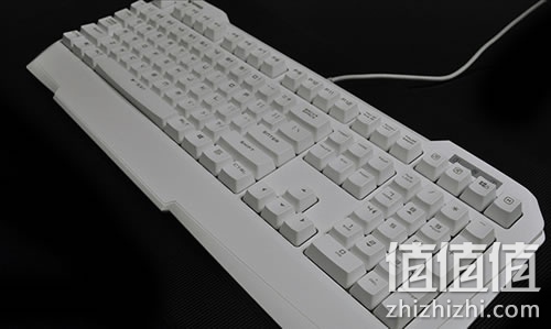 雷柏V700机械游戏键盘