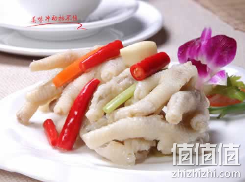 泡椒凤爪卤味零食