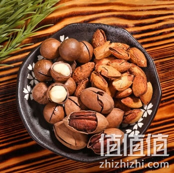 三只松鼠坚果组合