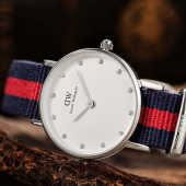 丹尼尔惠灵顿（Daniel Wellington） Classic Oxford系列 0925DW 女款时装腕表 轻薄优雅 北欧风格