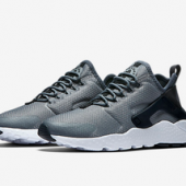 NIKE AIR HUARACHE RUN ULTRA 女士跑步鞋
