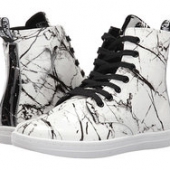 Dr. Martens Leyton 女士马丁靴