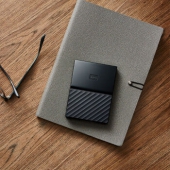 西部数据（WD） My Passport 4TB  移动硬盘（WDBYFT0040BBK） 支持硬件加密