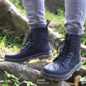Dr. Martens 女士帆布透气马丁靴 4折$36 到手￥345