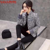 YAYA鸭鸭  印花修身时尚羽绒服 79元包邮（159-80）