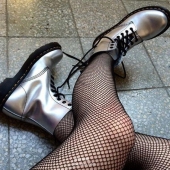 限尺码，Dr. Martens 女士8孔系带马丁靴 $46 到手￥450