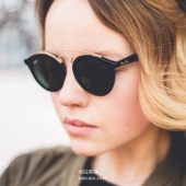 金盒特价，Ray-Ban 雷朋 RB4256 女士复古太阳镜 Prime会员免费直邮到手￥572 国内￥1280