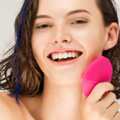 Lookfantastic必败好物！FOREO LUNA露娜迷你洁面刷mini 2  樱桃红