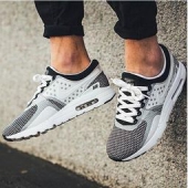 NIKE耐克Air Max Zero男子运动跑步鞋876070