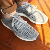 阿迪达斯 Adidas Ultra Boost 和 Ultra Boost ST 和 Ultra Boost Uncaged全家族对比