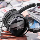 铁三角（Audio-technica） ATH-FC707 便携头戴式音乐耳机 旋转折叠
