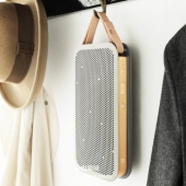 Bang & Olufsen  BeoPlay A2 便携式蓝牙音响 ￥1647.38包邮包税（￥1499+178.38-30）