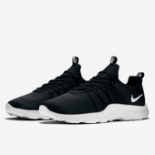 Nike Darwin男子运动鞋