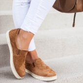 UGG 女士真皮一脚蹬 $39.99 到手￥375
