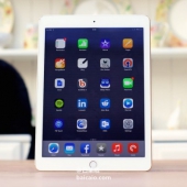 iPad air 2 128GB WiFi版平板电脑 金色 ￥3288包邮