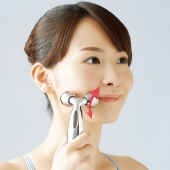 ReFa CARAT Carat Face 滚轮脸部美容仪 亚洲版 设计精巧
