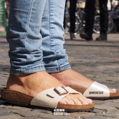 Birkenstock 勃肯 女士经典系列 凉拖鞋 ￥249.2包邮（￥356 下单7折）