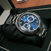 雷达（RADO） R15966203 D-Star 200雷达帝星系列2眼自动潜水机械腕表 背透式设计