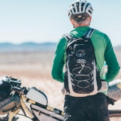 Osprey 小鹰 Talon 魔爪轻量级双肩背包 11L 多色 新低￥271.32包邮（￥399 下单6.8折）