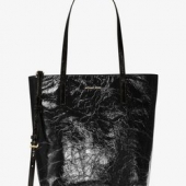 Michael Michael Kors 女士褶皱真皮大号托特包
