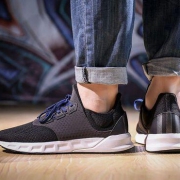 阿迪达斯（Adidas） Falcon Elite 5 中性款跑鞋 柔软舒适