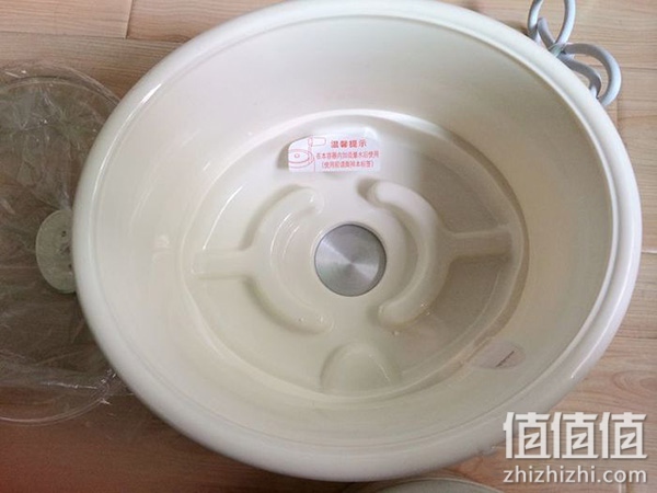 Bear 小熊DDZ-118TA电炖锅，推荐家里有老人和孩子的人选购！小熊牌电炖锅，小熊电炖锅哪款好用？小熊电炖锅怎么样？