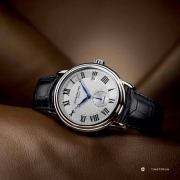 蕾蒙威（RAYMOND WEIL） 2838-STC-00659 Maestro 小三针自动机械表 鳄鱼皮表带 蓝色小三针
