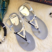 斯图尔特·魏茨曼（Stuart Weitzman）  女士金属色夹趾平底凉鞋